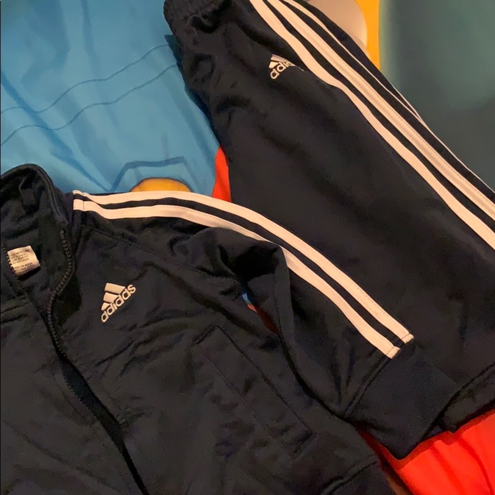 Navy blue adidas sweatsuit